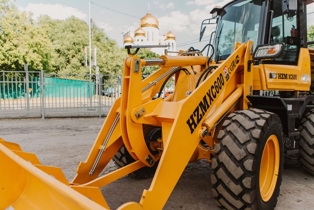 Фронтальный погрузчик HZM XC600 Арт 100230 — изображение 11